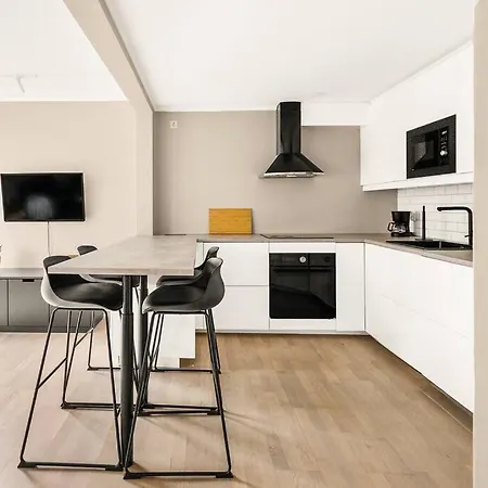 Leilighet Newly Renovated Apartement! *